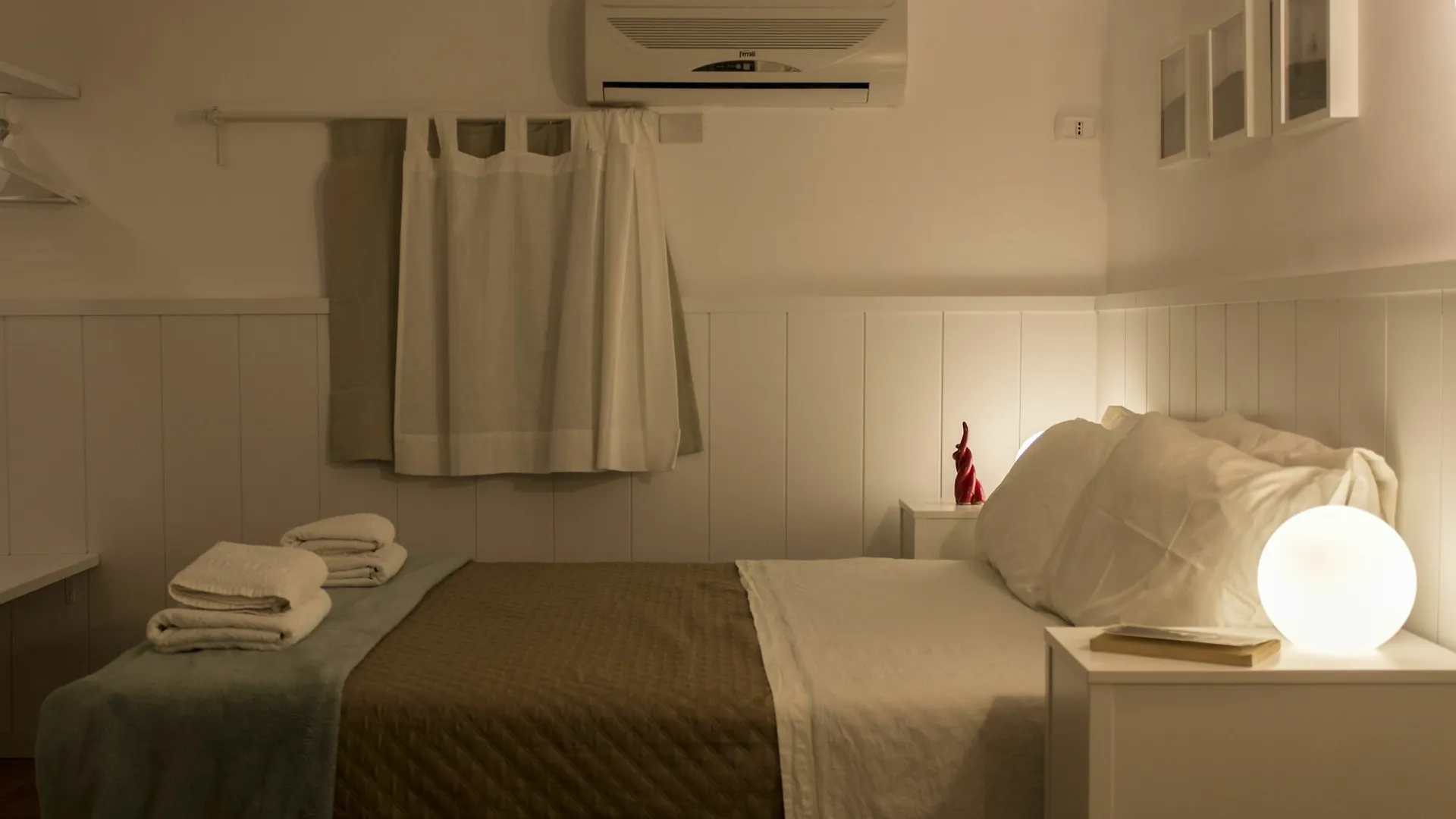 Sui Tetti Di Napoli Hotel 3*, Naples Italy