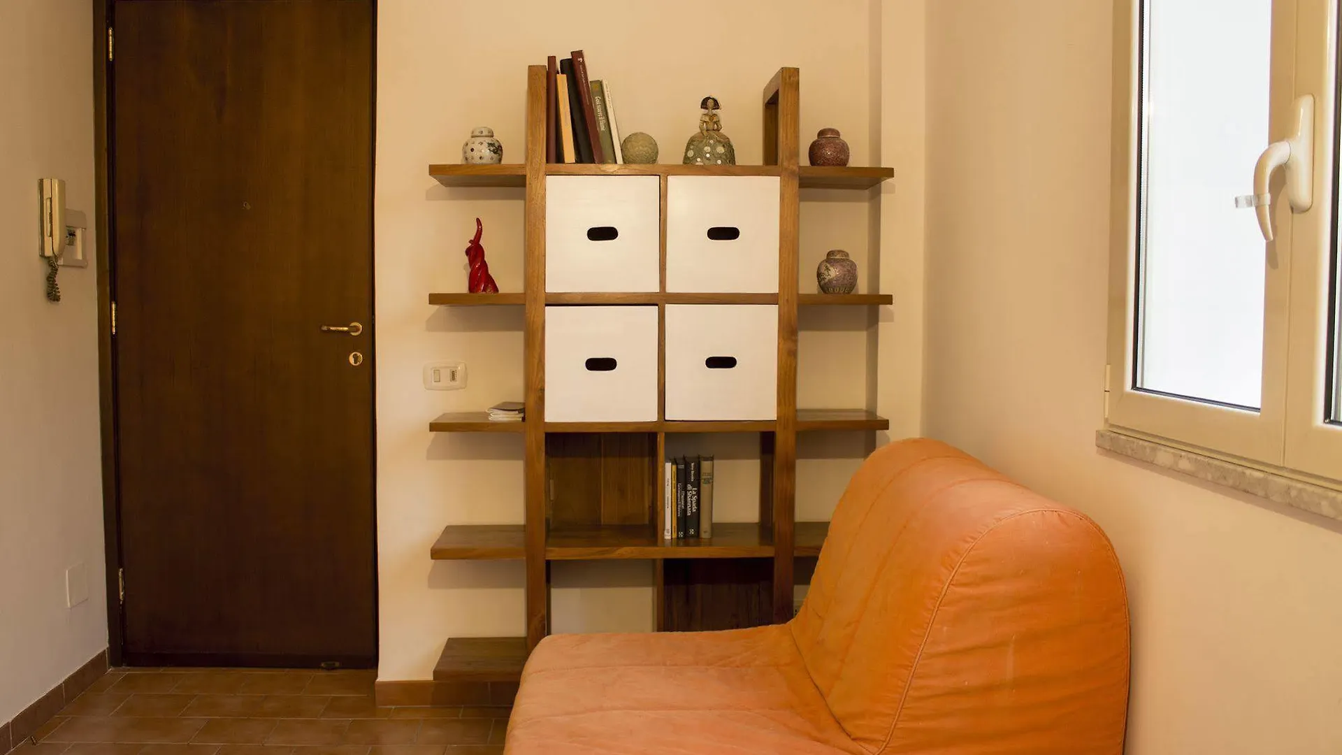*** Guest house Sui Tetti Di Napoli Hotel Italy